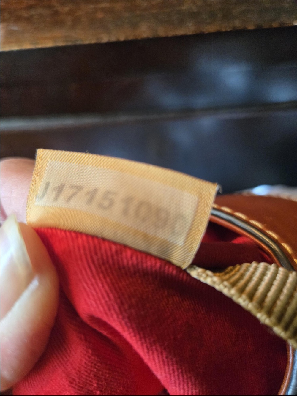 Dooney & Bourke
Beautiful light blue Ostrich 
Leather Satchel with Brown Triim - Picture 14 of 16